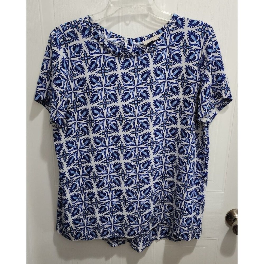 Loft Women's Short Sleeve Blouse Top Button/Pleated Back Blue Floral Print Sz M